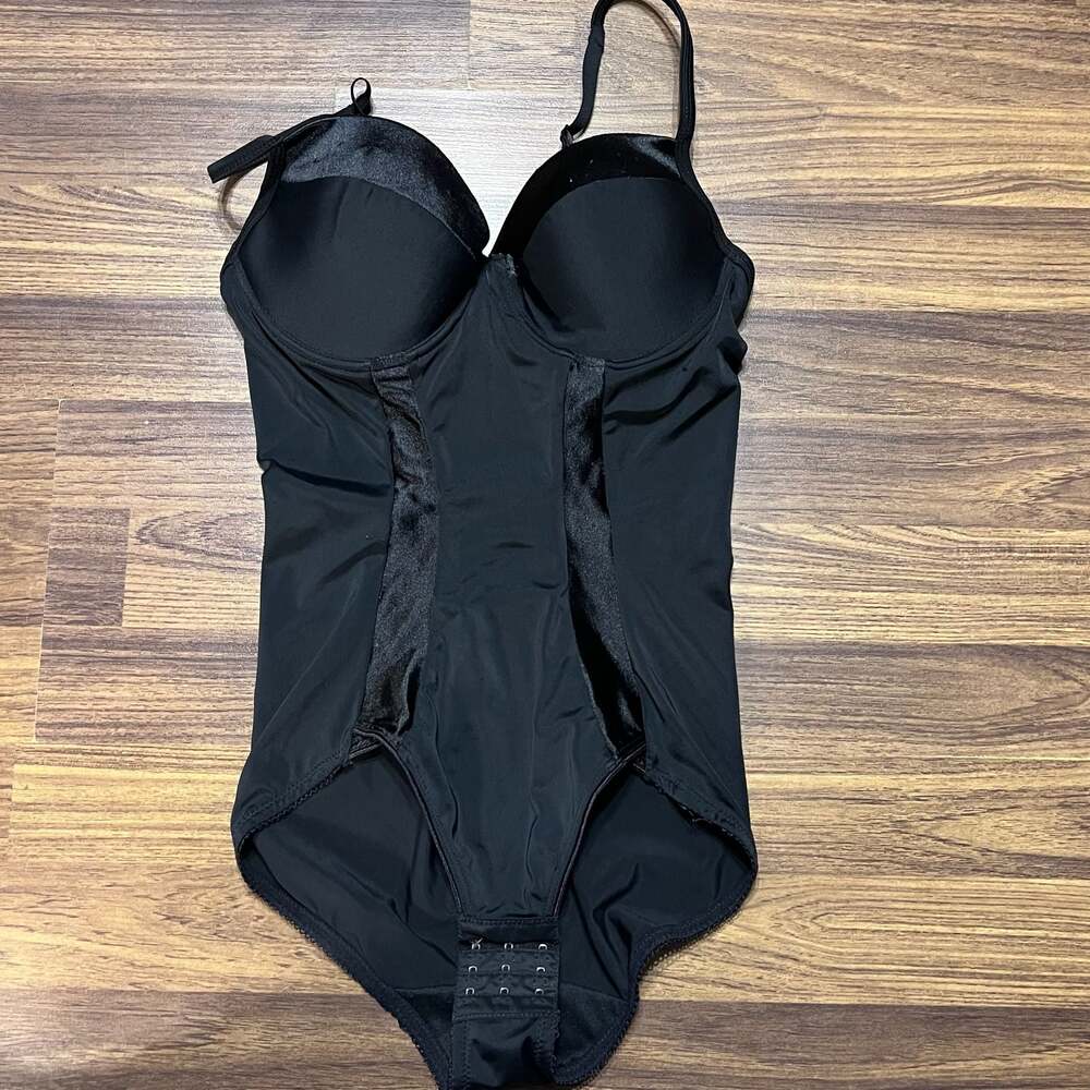 Cato Fashions | Cato Molded Cup Shapewear Bodysuit missing hook
